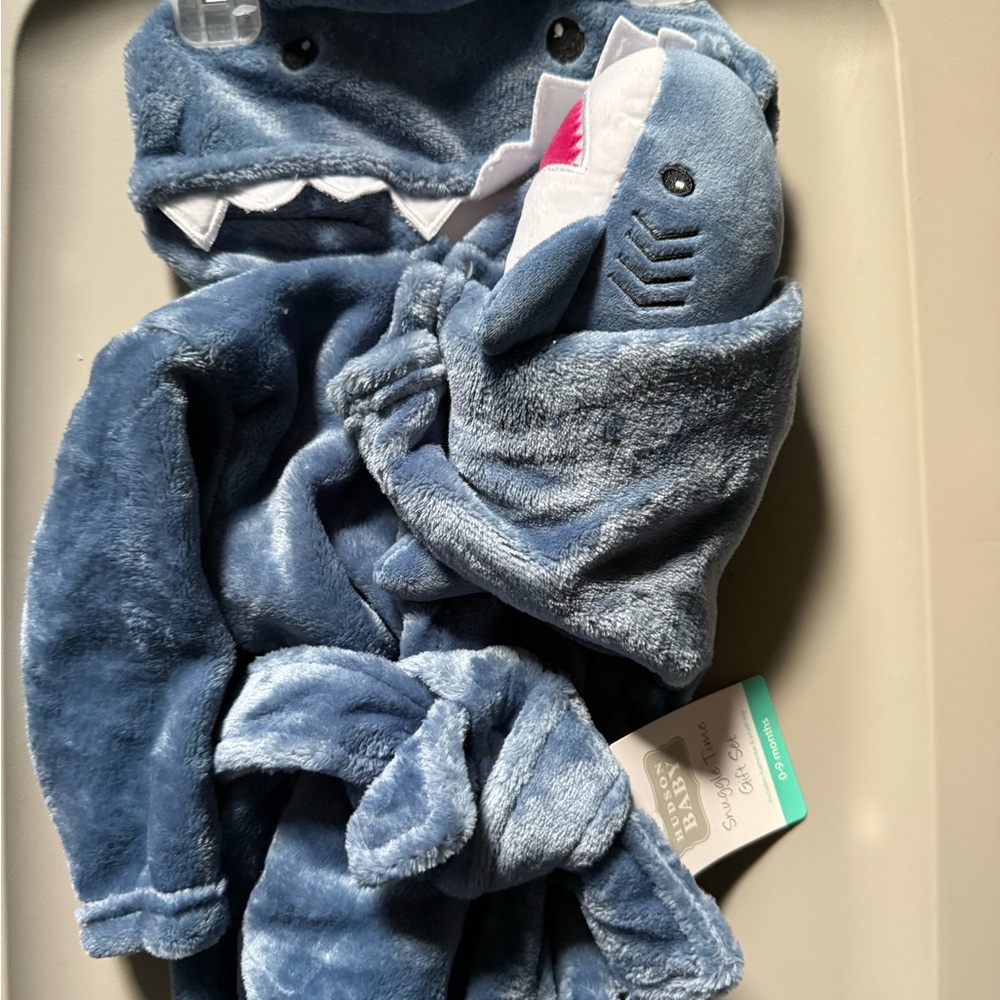 Hudson Baby Shark Cozy Bath Set